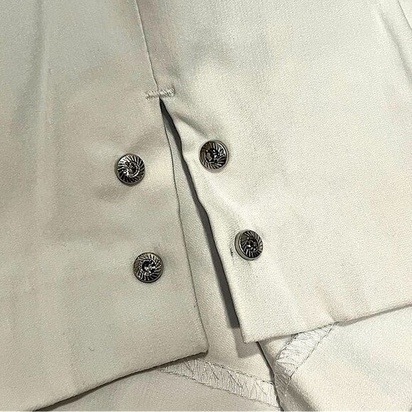 NWT Counterparts White Luxe Stretch Capris Split Hem Rhinestones Size Large - Picture 3 of 7